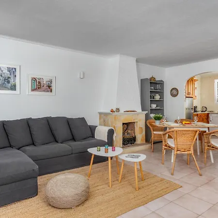 Lind By Interhome *